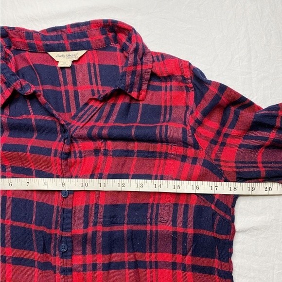 Lucky Brand Red Plaid Cuffed Collared Button Up Top Size Small - Picture 7 of 8